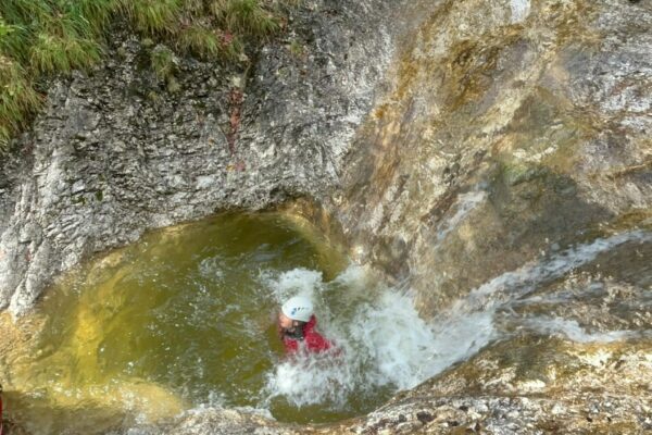 b7ae5579-4425-4503-9591-ba1bf95354ae b7ae5579-4425-4503-9591-ba1bf95354ae